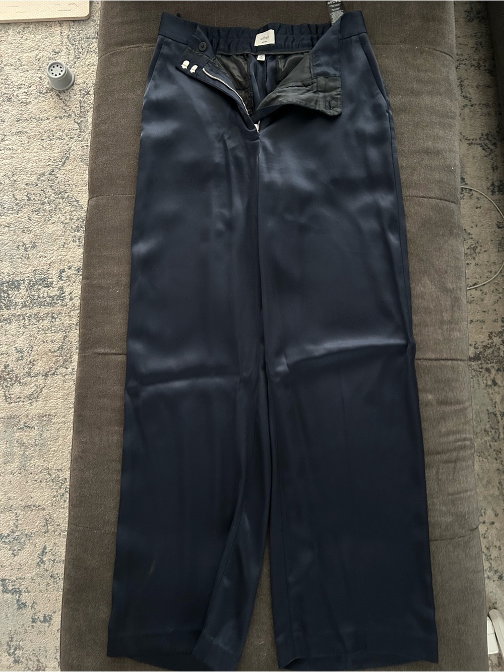 Aritzia Wilfred Navy Satin pants